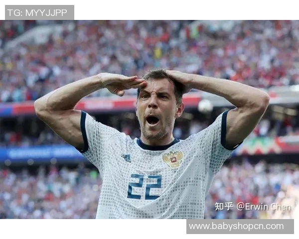 足球明星公仔系列：让你把心仪球星带回家，感受比赛的激情与魅力