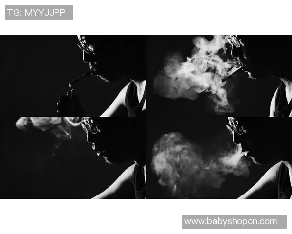 黑白光影下的传奇巨星头像展现绿茵赛场永恒经典风采